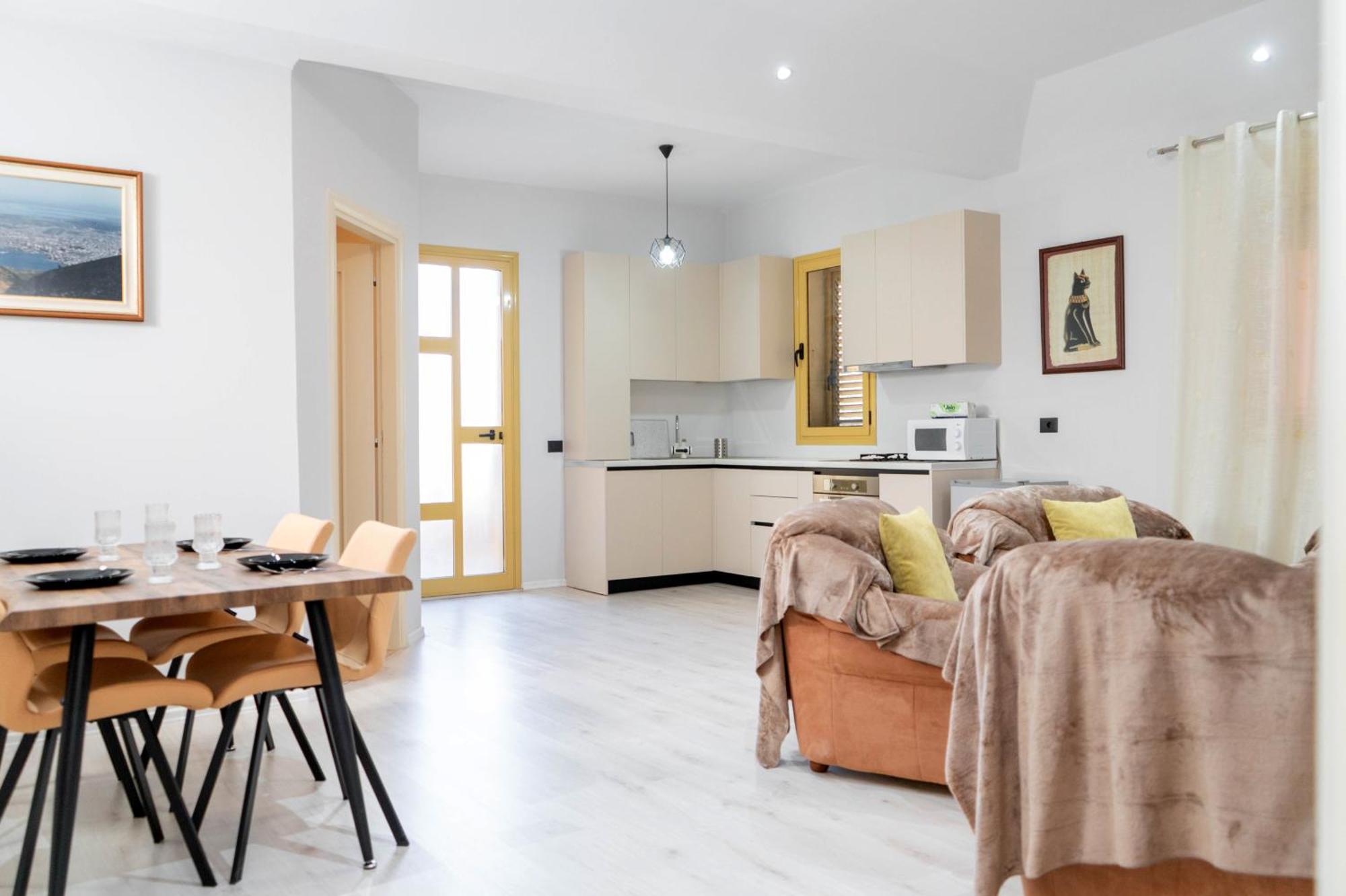 Apartament The Urban Nest Wlora
